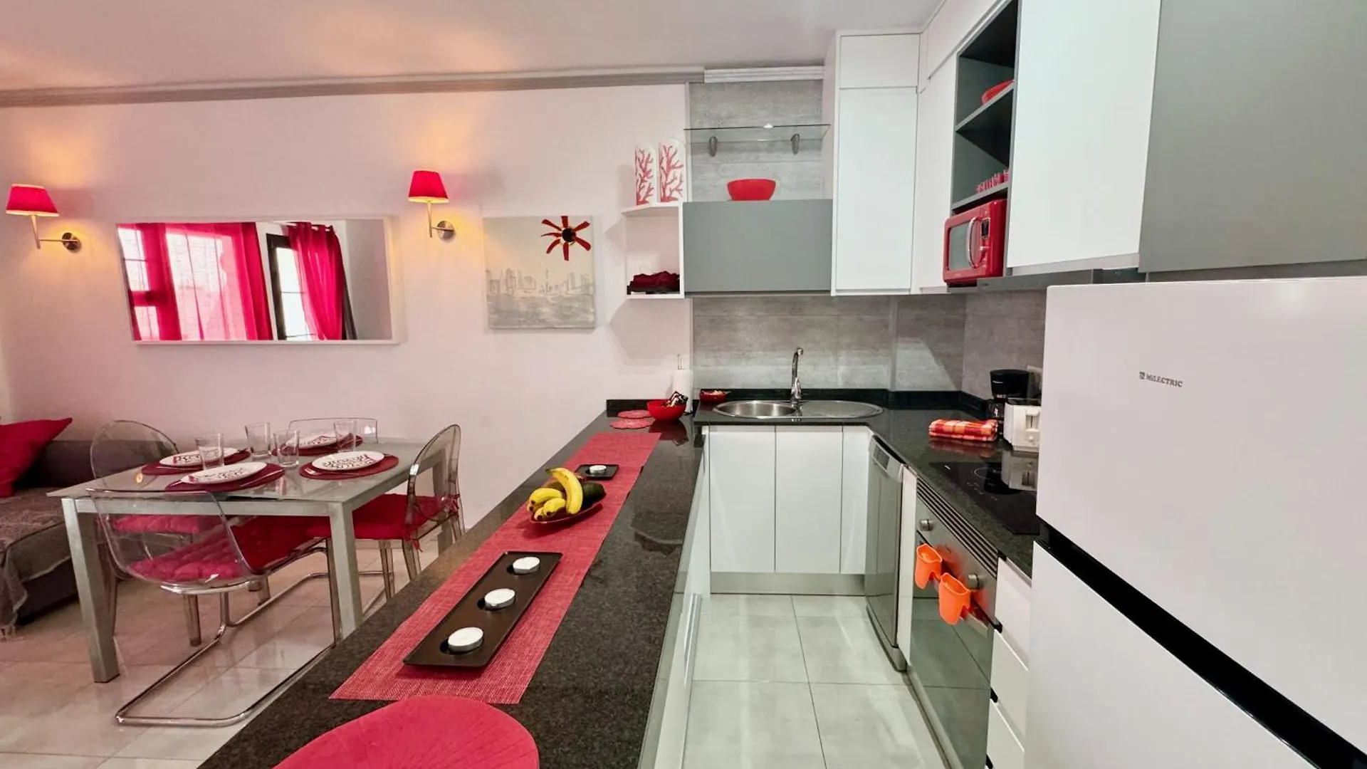 Corallo Artdesign 100 M From The Beach Puerto del Carmen
