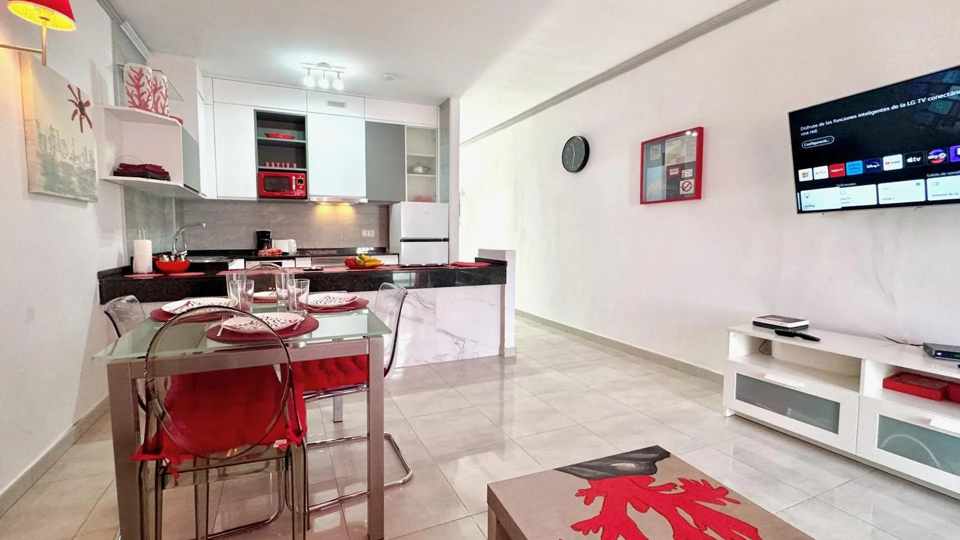 Corallo Artdesign 100 M From The Beach Puerto del Carmen  Spanien