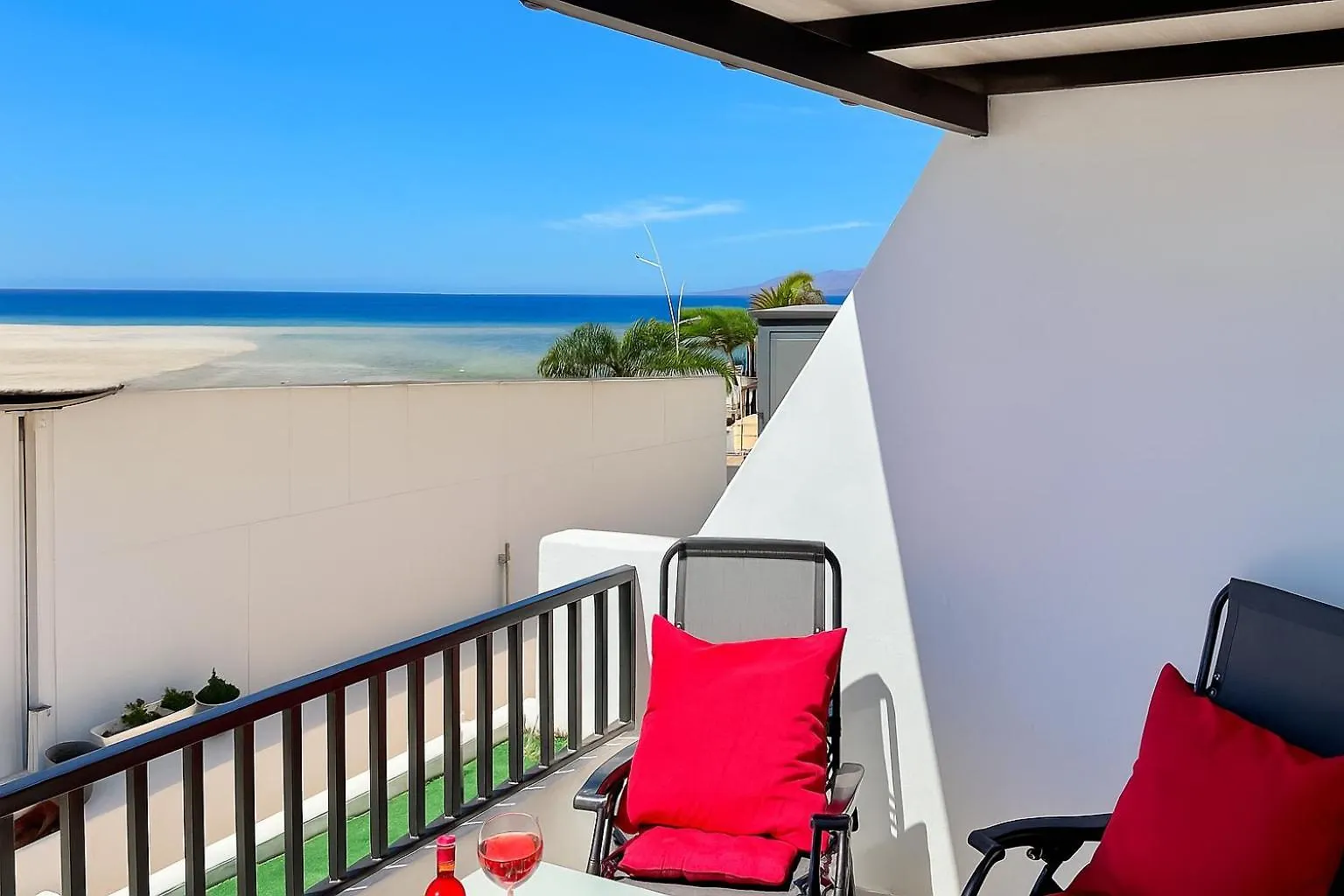 Corallo Artdesign 100 M From The Beach Puerto del Carmen